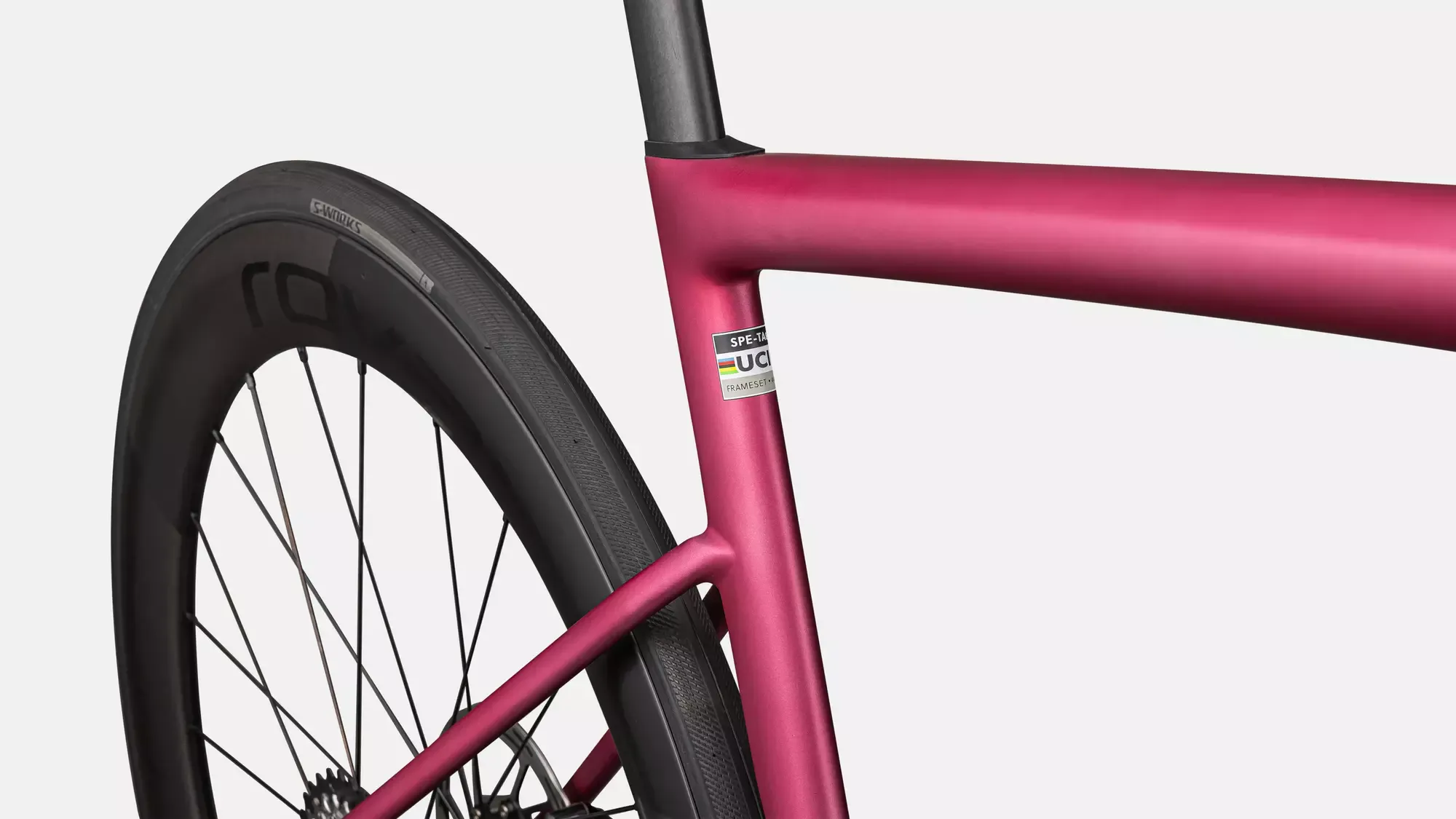 tarmac-etap-pink-05